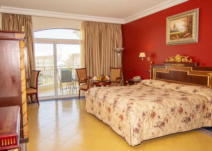 Palm Royale - 5* Soma Bay