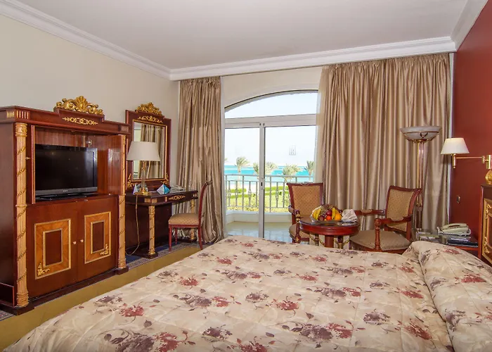 Resort Palm Royale - 5*
