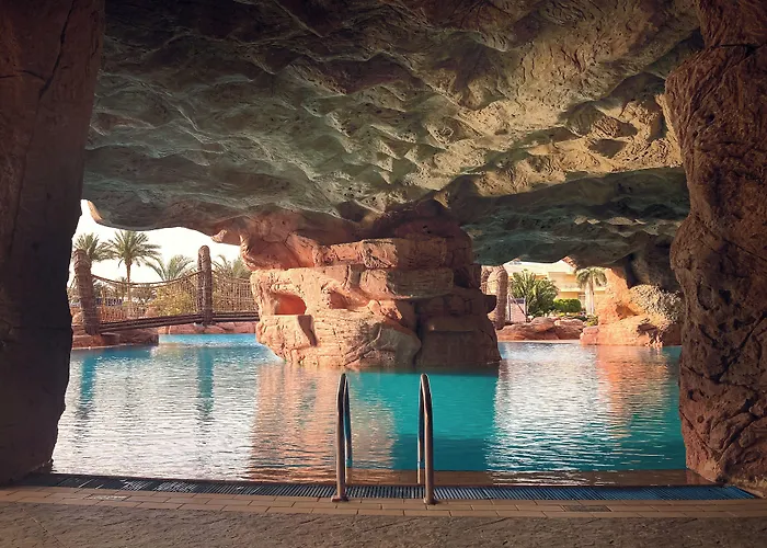 Palm Royale - 5* Soma Bay