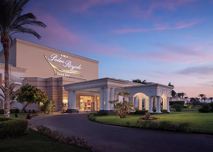 Palm Royale - 5*