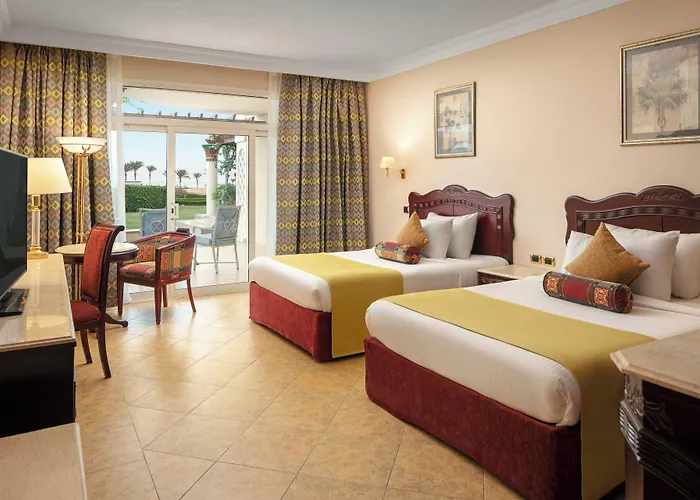 Palm Royale - Resort Soma Bay